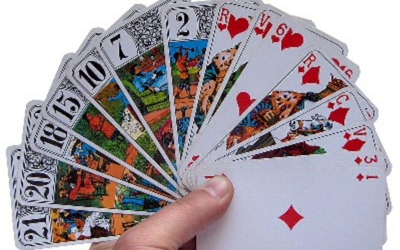 Hệ thống biểu tượng và ý nghĩa các lá bài