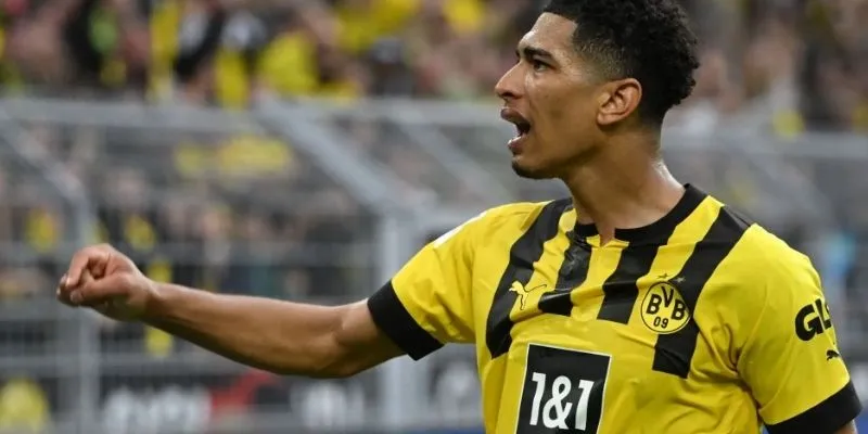 Cầu thủ trẻ ghi bàn nhiều nhất