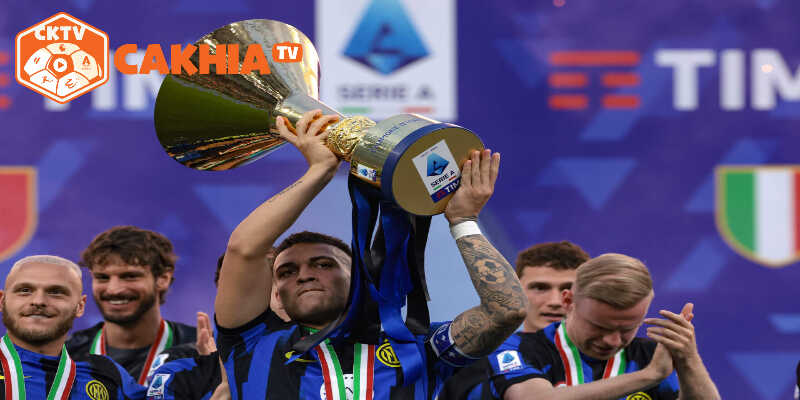 Sự trở lại đẳng cấp của các CLB bóng đá Ý