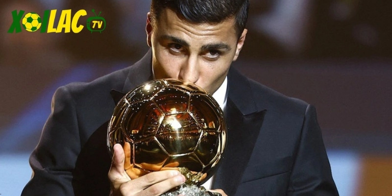 Julian Álvarez thể hiện sự bền bỉ với 24 bàn cho Man City mùa này