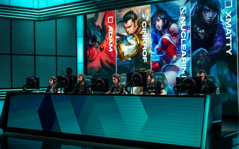 Tầm ảnh hưởng của Meta-game đến sự thành bại của đội tuyển chuyên nghiệp.