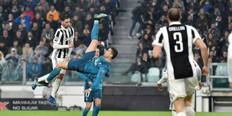Người hâm mộ Juventus phấn khích với tin đồn Juventus nhắm Raphael Guerreiro