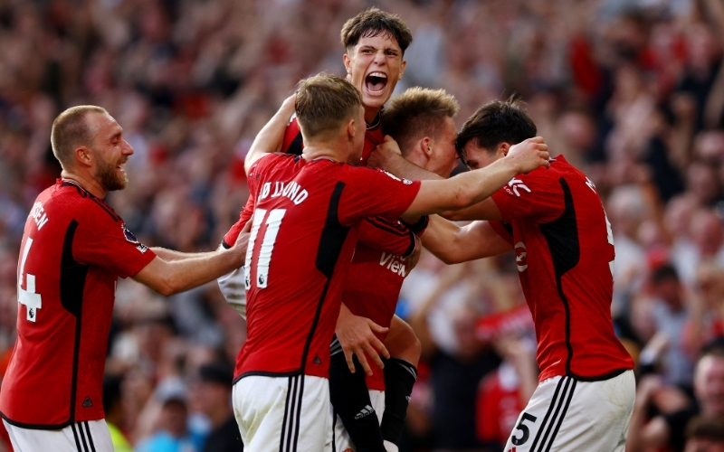 Man United giành chiến thắng quan trọng trước Brentford